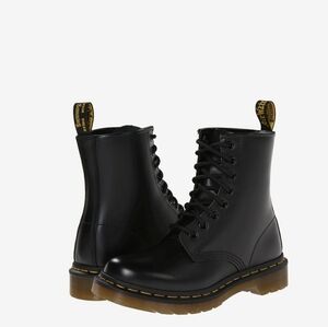 Dr. Martens 1460 W size 7 women's color black